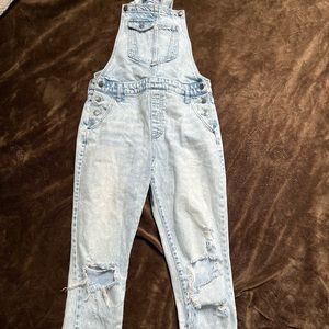 Hidden jeans- overalls